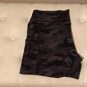 CVG Large 5” Camo Shorts